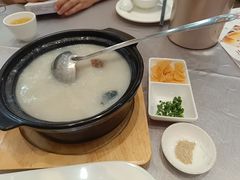 -新东源国际酒店·新东源食坊(沙井店)
