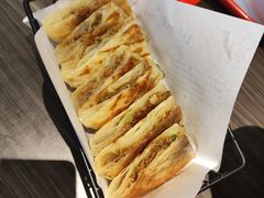-胖哥俩肉蟹煲(杭州大厦中央广场店)