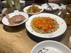 -东口码头·烧鸽子·鱼头泡饼·地方菜(金鹰悦城店)