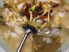 酸菜鱼-红樱桃·欢乐餐厅(太原里店)