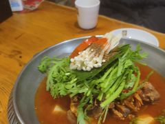 -喇喇排骨火锅·传统韩式脊骨汤(望京西园总店)