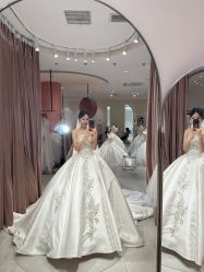 -PAI婚纱礼服设计馆【大牌租赁/高级定制】