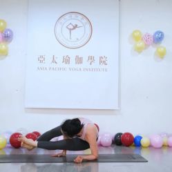 -亚太瑜伽普拉提学院