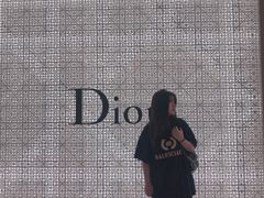 -爱雍·乌节