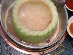 -得意咚瓜·顺德鱼生·冬瓜火锅(深圳首店)