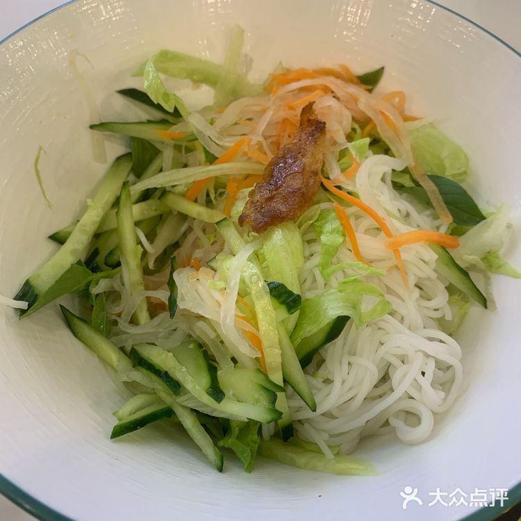 在桥南经常会经过这一家店，今天终于有机会去尝试一下
