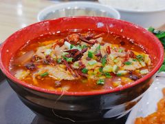 水煮鱼-华中科技大学百景园(三楼酒店)