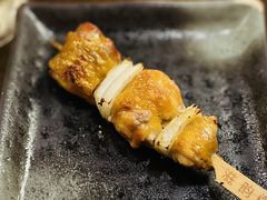 鸡腿肉夹圓葱-串鑫