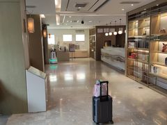 -杭州西湖湖滨银泰亚朵酒店