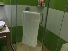 -泸州泸舍酒店(江阳区水井沟步行街店)