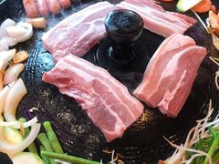 -豚豚家돈돈가韩国锅盖烤肉(新北万达店)