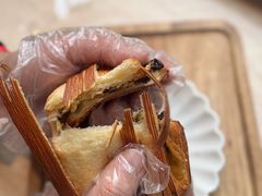 -VERIE BAKEHOUSE