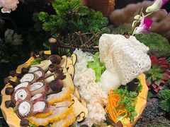 -老牌坊云南鱼豆花火锅(嵩山店)