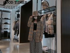 -BURBERRY(上海港汇恒隆广场店)
