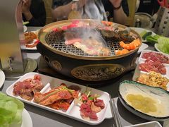 -山焱·炭火自助烤肉(周浦万达店)