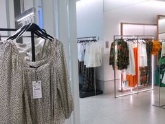 -ZARA(大上海时代广场店)