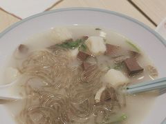 -大食代美食广场(上海中心店)