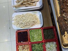 -清真·马坡烧烤涮牛肚·酸浆火锅(新区总店)