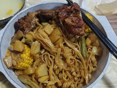 -内蒙焖面大盆骨餐馆(山大路店)