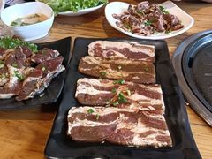 -韩呈黑牛家烤肉(太原街万达店)