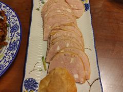 京味儿松仁小肚-娄三少·老北京春饼烤鸭家常菜(方庄店)