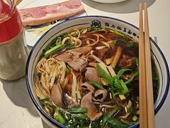 -镇南锅盖面馆(解放路店)