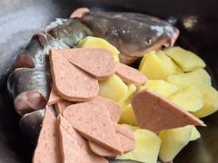 -老刘生态大鱼坊铁锅炖鱼(赛马场店)