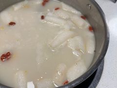 -煲王粤菜餐厅(中侨中心店)