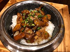 照烧鸡腿饭-明洞阿姨·韩式酱蟹烤肉·创意料理(三元桥店)