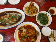 -芦茨金富饭庄·25年老字号·专做稻草鸡