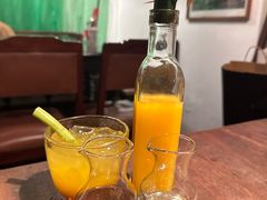 -Cuc Gach Quan Restaurant