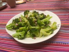 -香巴拉云南餐厅(华莱坞店)