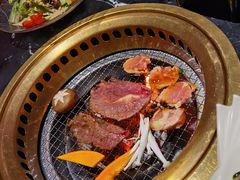 -山川小町·极番烧肉(新地假日广场店)