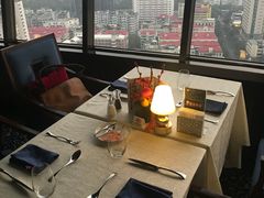 靠窗位-广州花园酒店·凌璇阁旋转餐厅CAROUSEL360