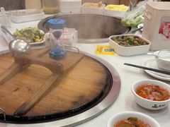 -鲁员外地锅鸡地锅鱼(古墩路店)