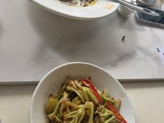 -渔语鱼新川菜Bistro(万象天地店)