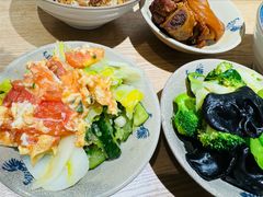 -红猪卤肉饭(大西洋美食城店)