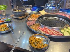 -哈哈碳都·牛肋条无限自助烤肉(台江万达店)