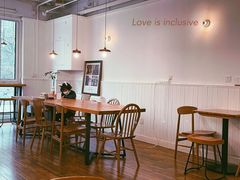 -Cafe Villa