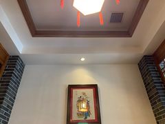 -百年川椒重庆老火锅(光谷店)