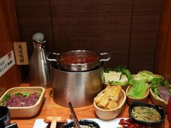 -独食火锅·半米屋台(直营总店)