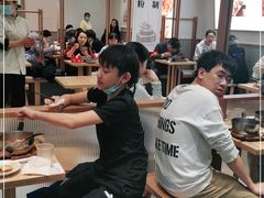 等位区-小满手工粉(北京来福士店)