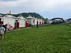 -关山牧场王师烤全羊