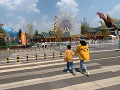 -七彩云南欢乐世界