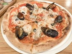 -城市大道红炉披萨烘焙坊