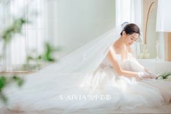 -雪中彩影婚纱摄影·微光艺术中心