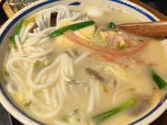 -雀舞云南菜(天津天河城购物中心店)