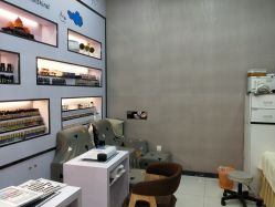 -美斯洛美甲美睫连锁店