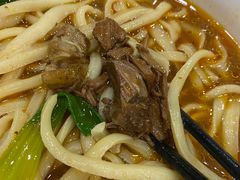 -晋合湘山西刀削面(中冀斯巴鲁大厦店)
