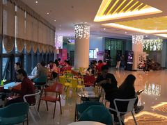 -佳影巨幕影城(萝岗香雪锐丰广场店)